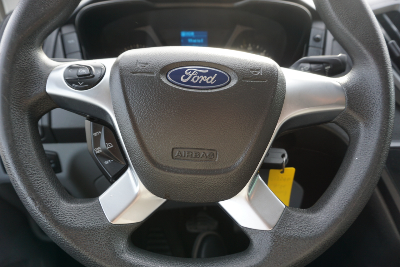 Ford Transit Van T-250 130" Med Rf 9000 GVWR Sliding RH Dr 2019