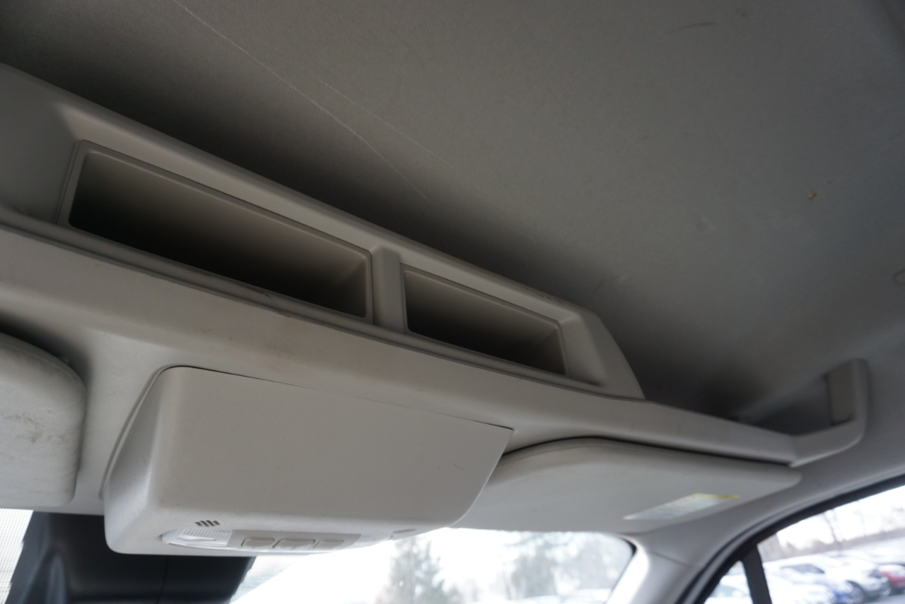 Ford Transit Van T-250 130" Med Rf 9000 GVWR Sliding RH Dr 2019