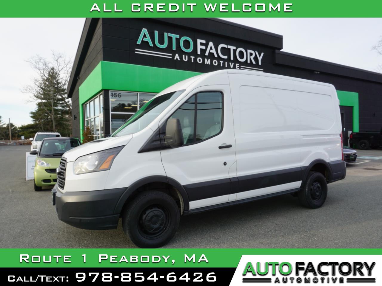 Ford Transit Van T-250 130" Med Rf 9000 GVWR Sliding RH Dr 2019
