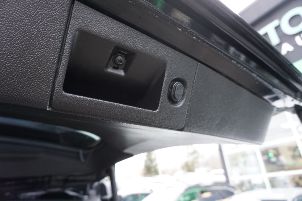 GMC Yukon XL 4WD 4dr Denali 2018