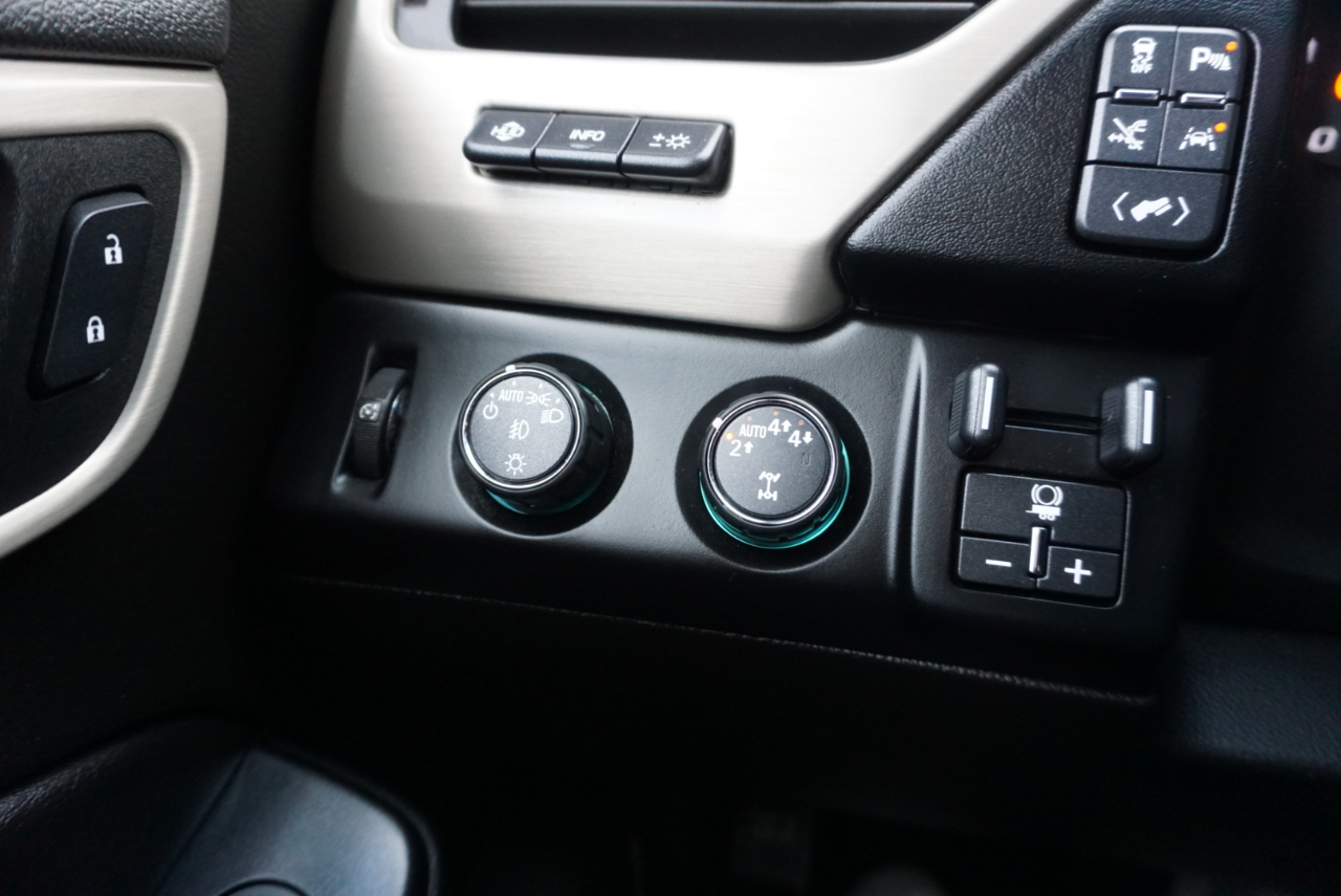 GMC Yukon XL 4WD 4dr Denali 2018