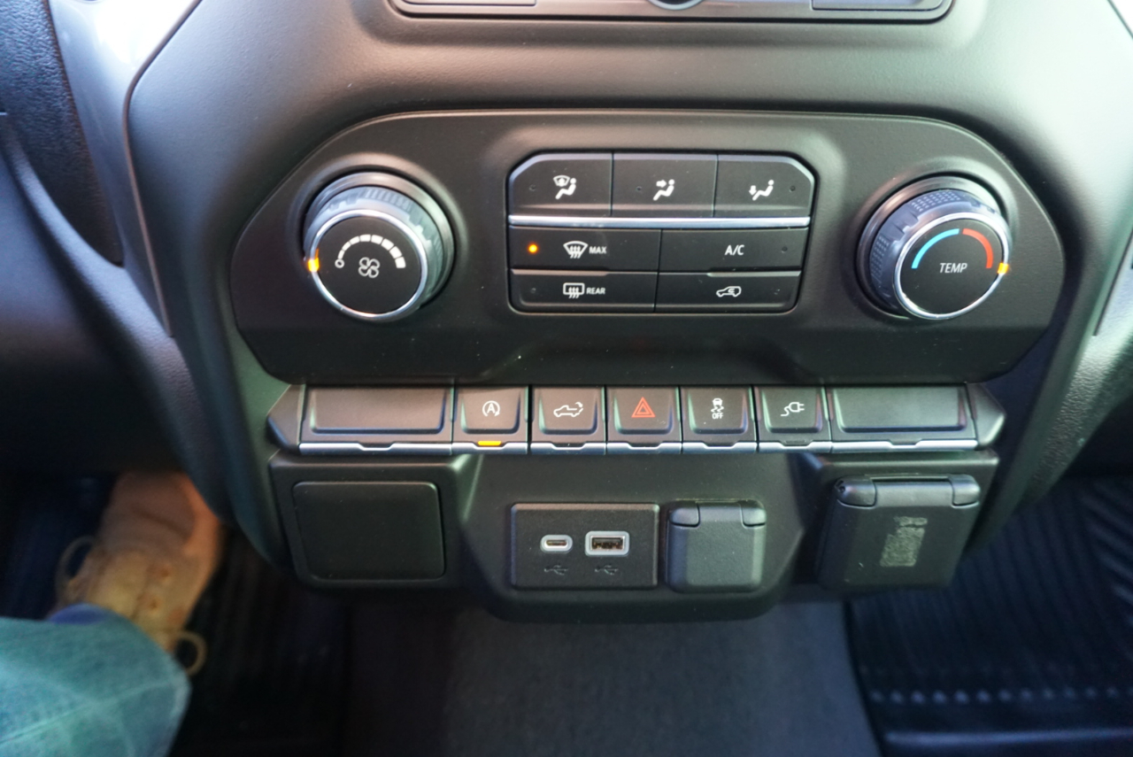 Chevrolet Silverado 1500  2021