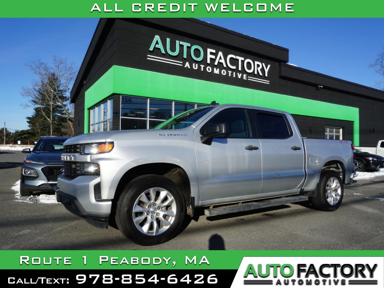 2021 Chevrolet Silverado 1500 4WD Crew Cab Custom