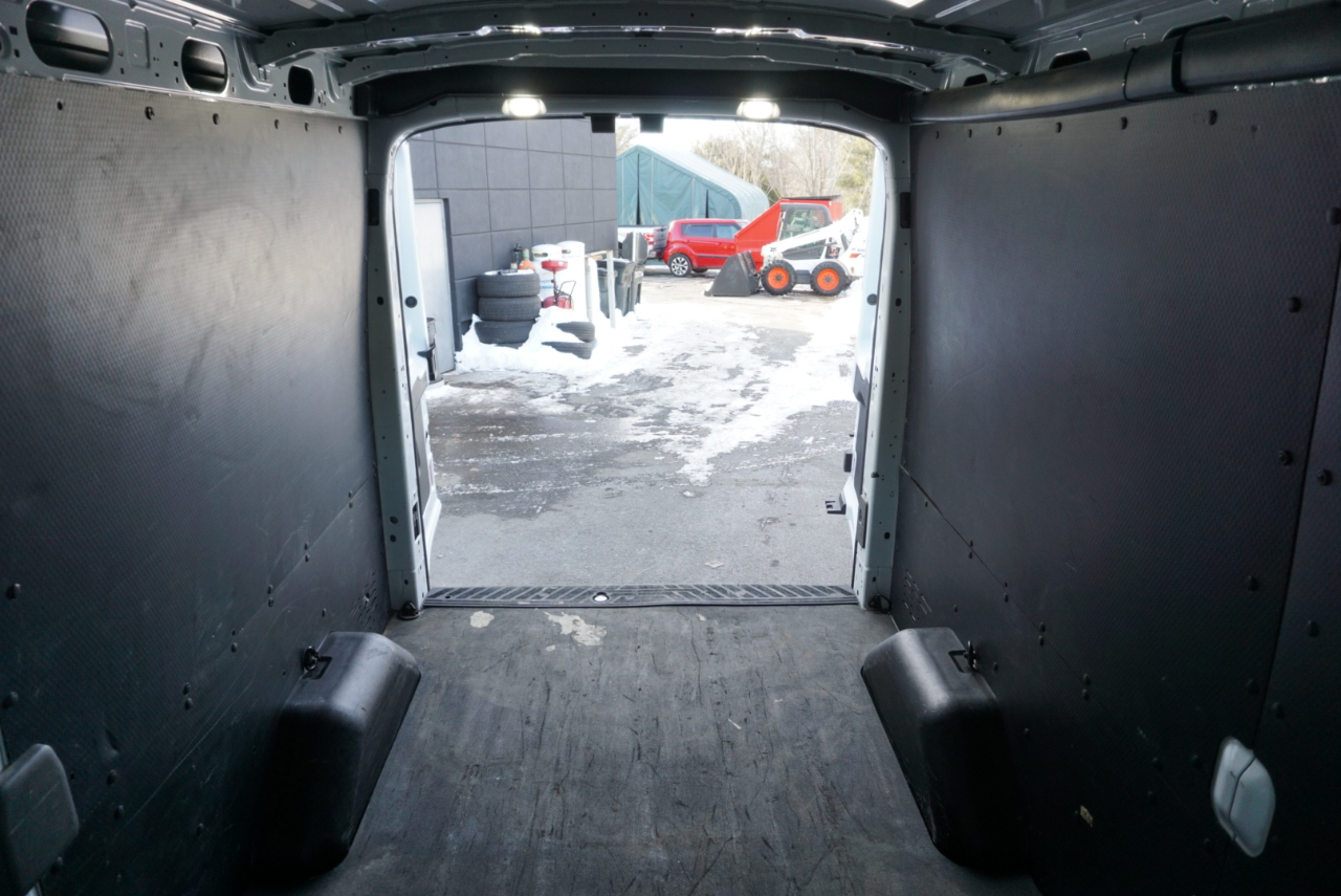 Ford Transit Cargo Van T-250 130" Med Rf 9070 GVWR AWD 2020