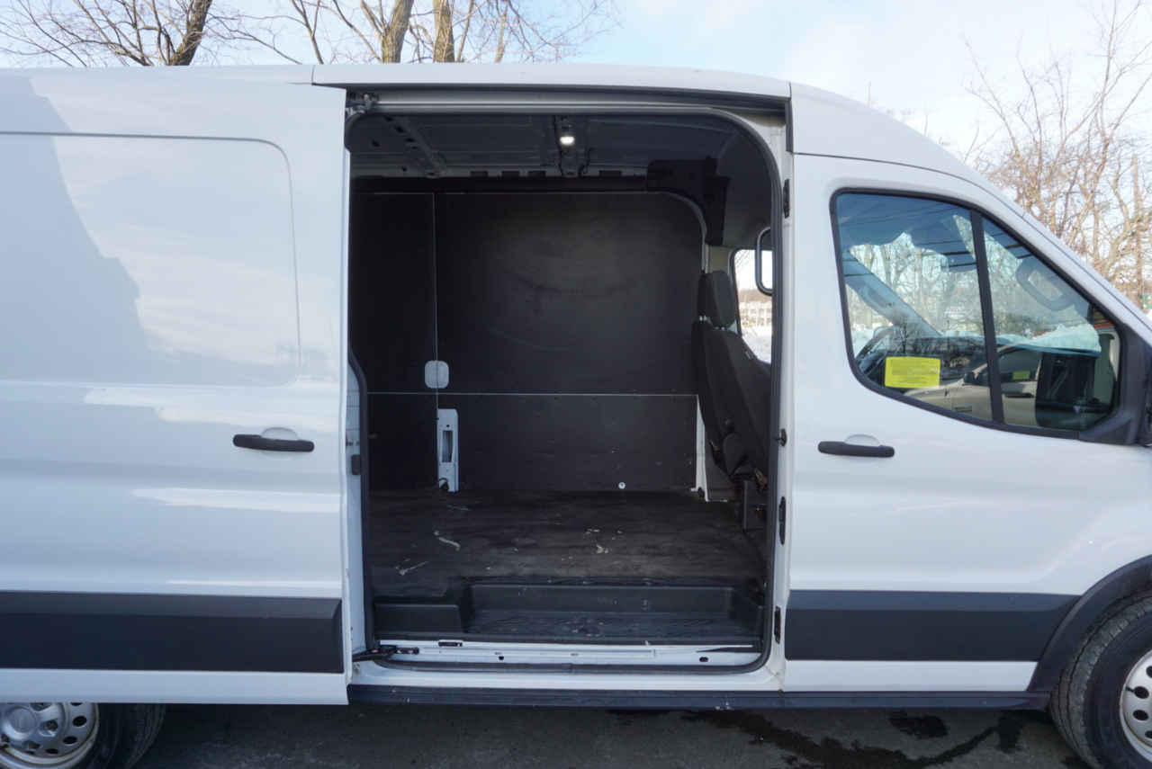 Ford Transit Cargo Van T-250 130" Med Rf 9070 GVWR AWD 2020