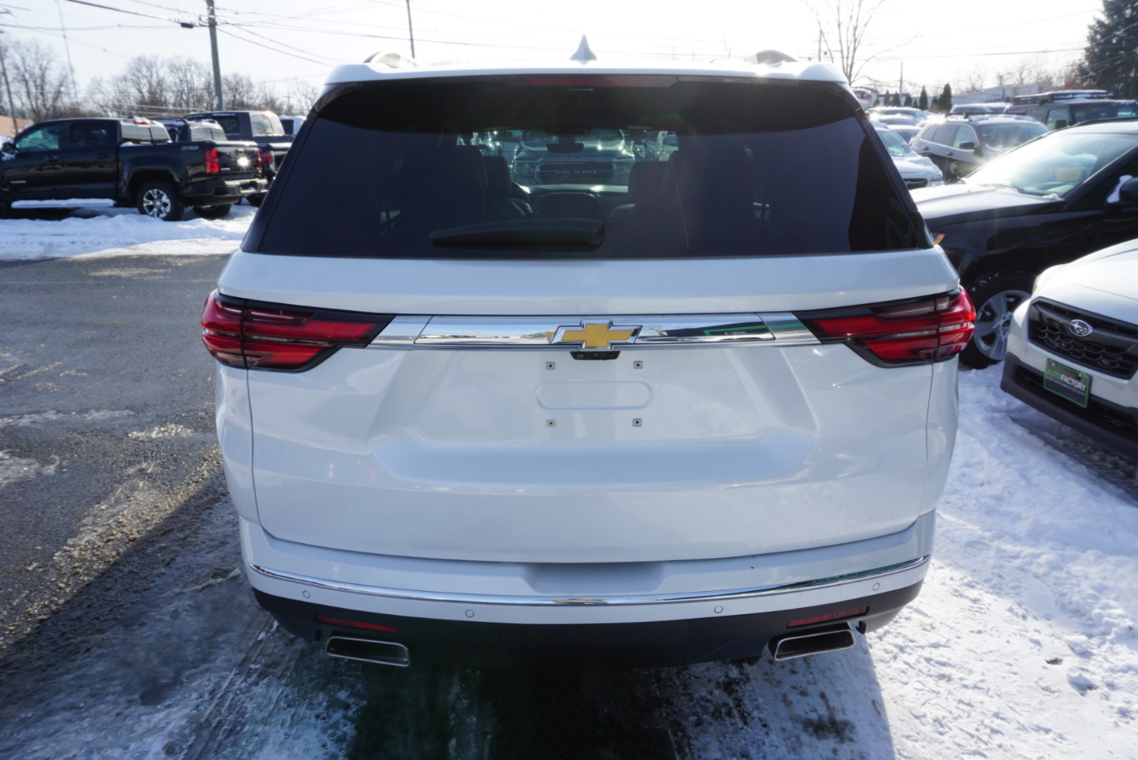 Chevrolet Traverse AWD 4dr High Country 2022