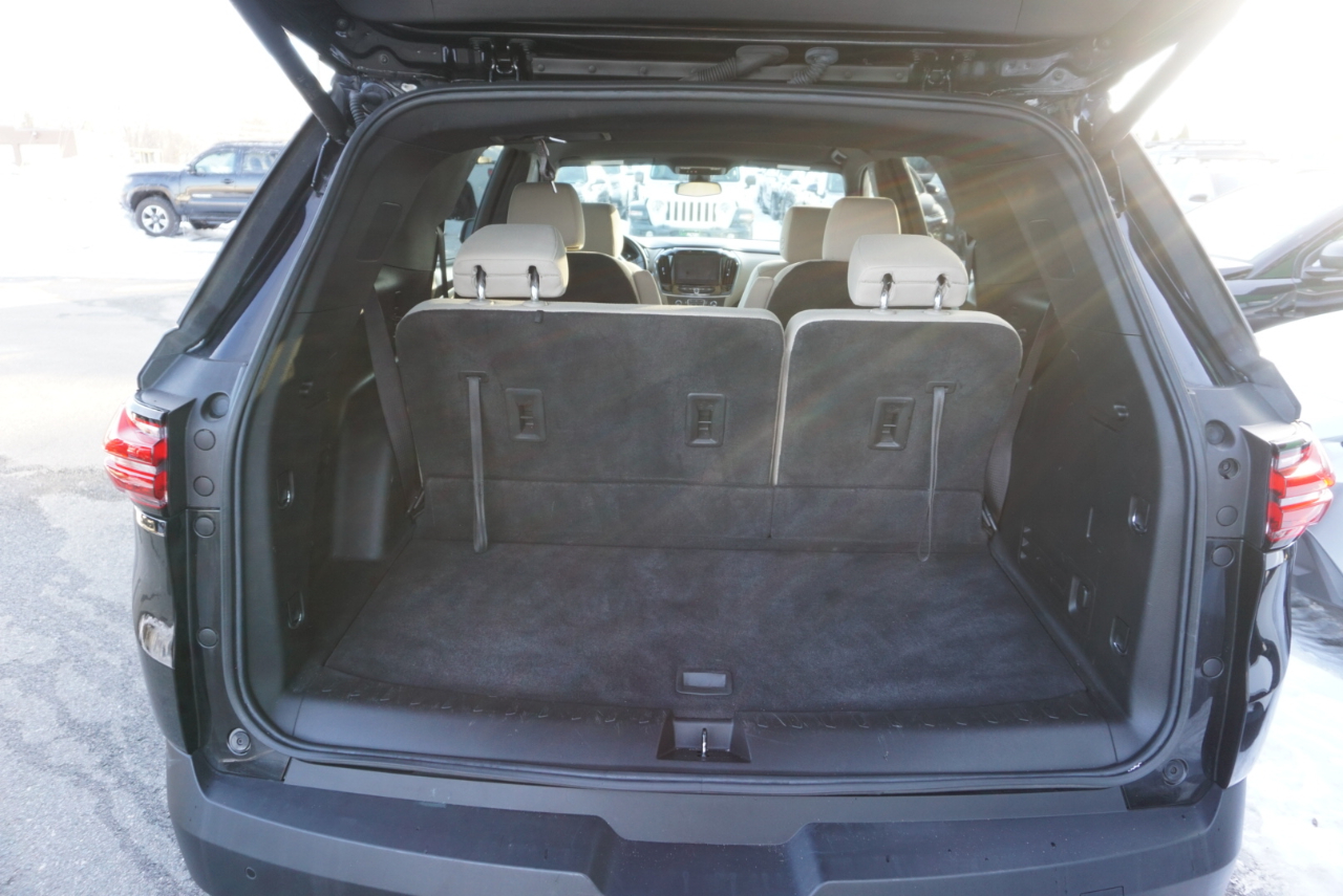 Chevrolet Traverse AWD 4dr LT 2022