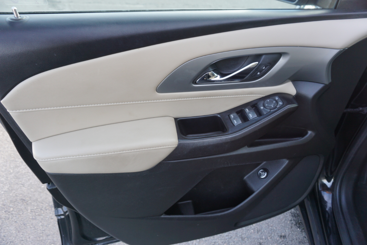 Chevrolet Traverse AWD 4dr LT 2022