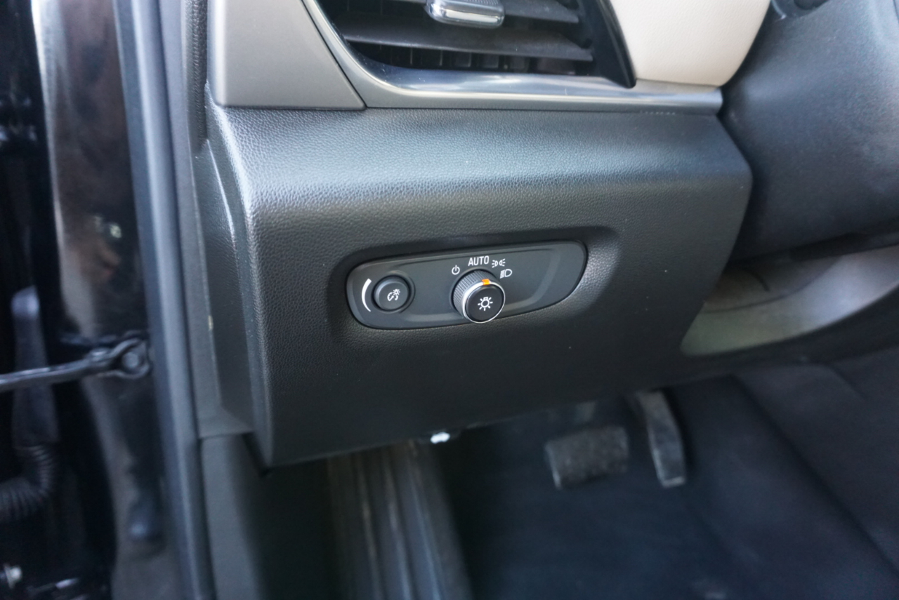 Chevrolet Traverse AWD 4dr LT 2022