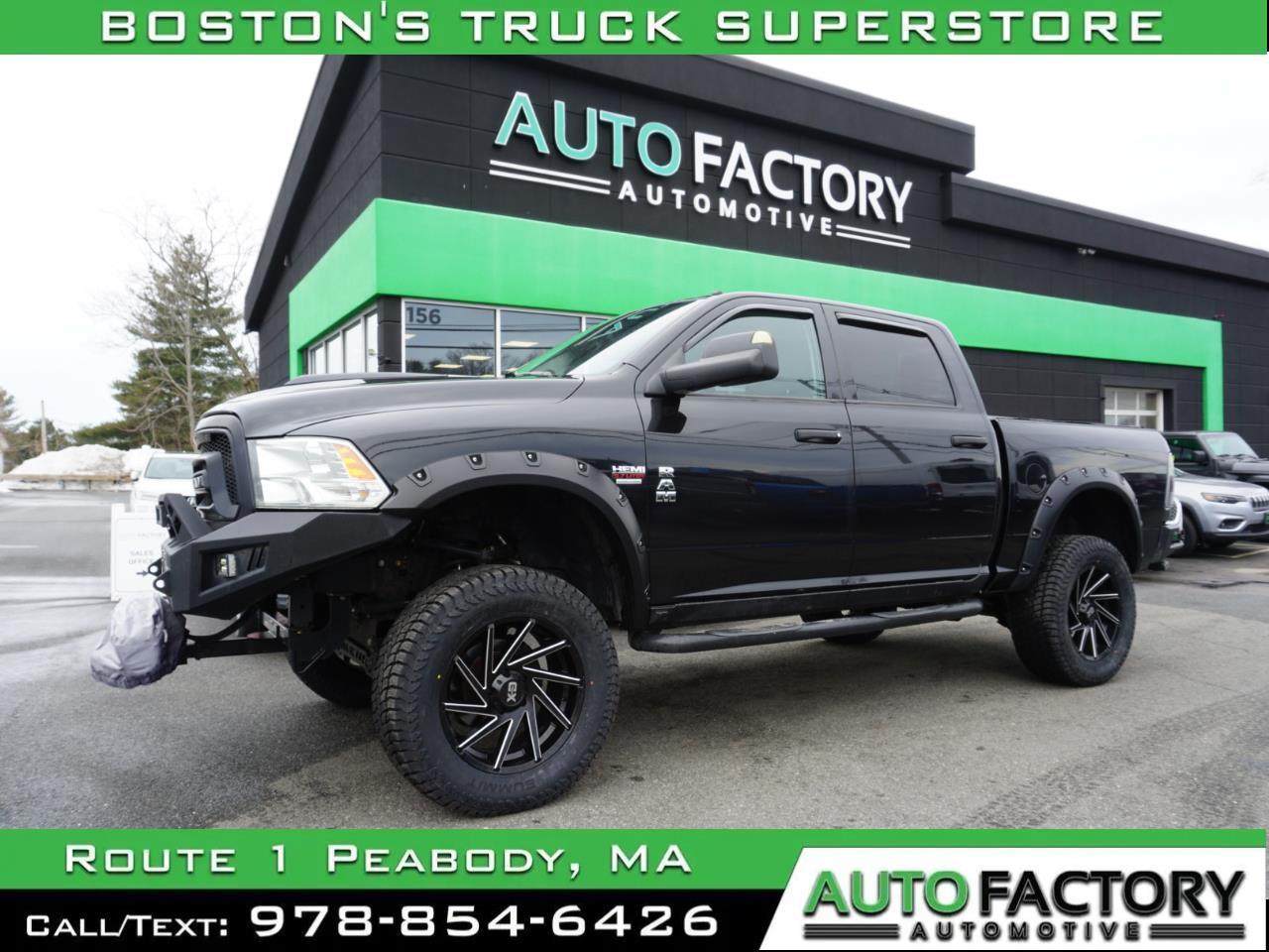 2019 RAM 1500 Classic 4x4 Crew Cab *LIFTED