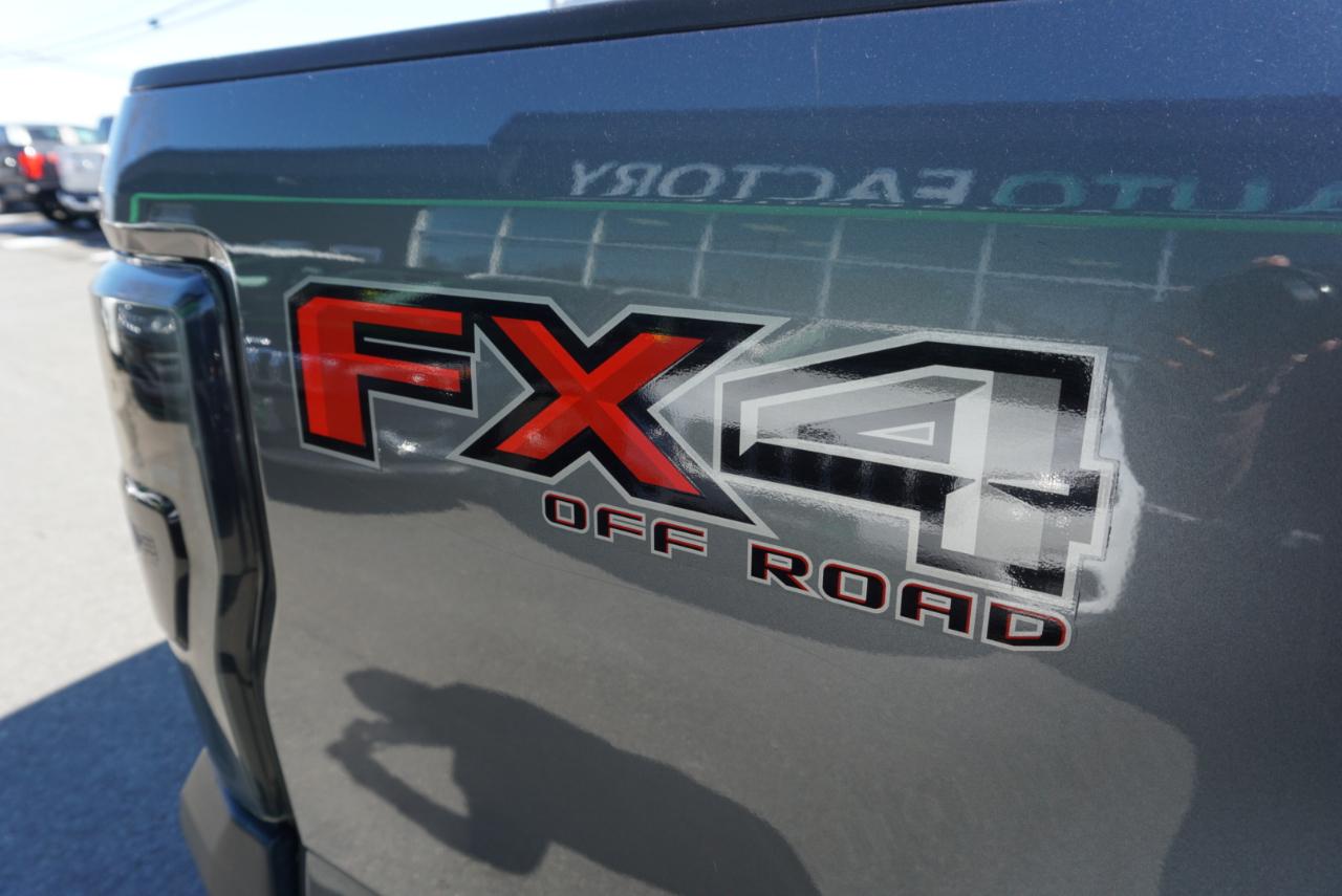 Ford Super Duty F-350 SRW  2022