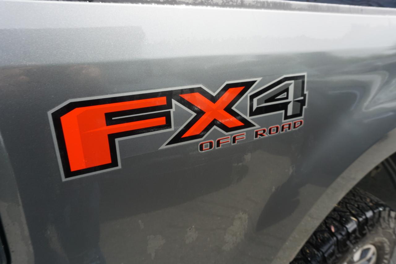 Ford Super Duty F-350 SRW  2022