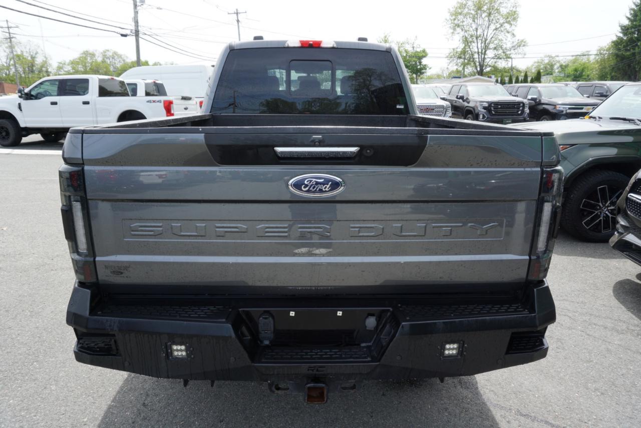Ford Super Duty F-350 SRW  2022