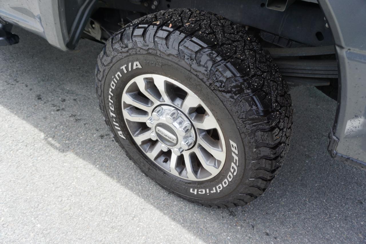Ford Super Duty F-350 SRW  2022