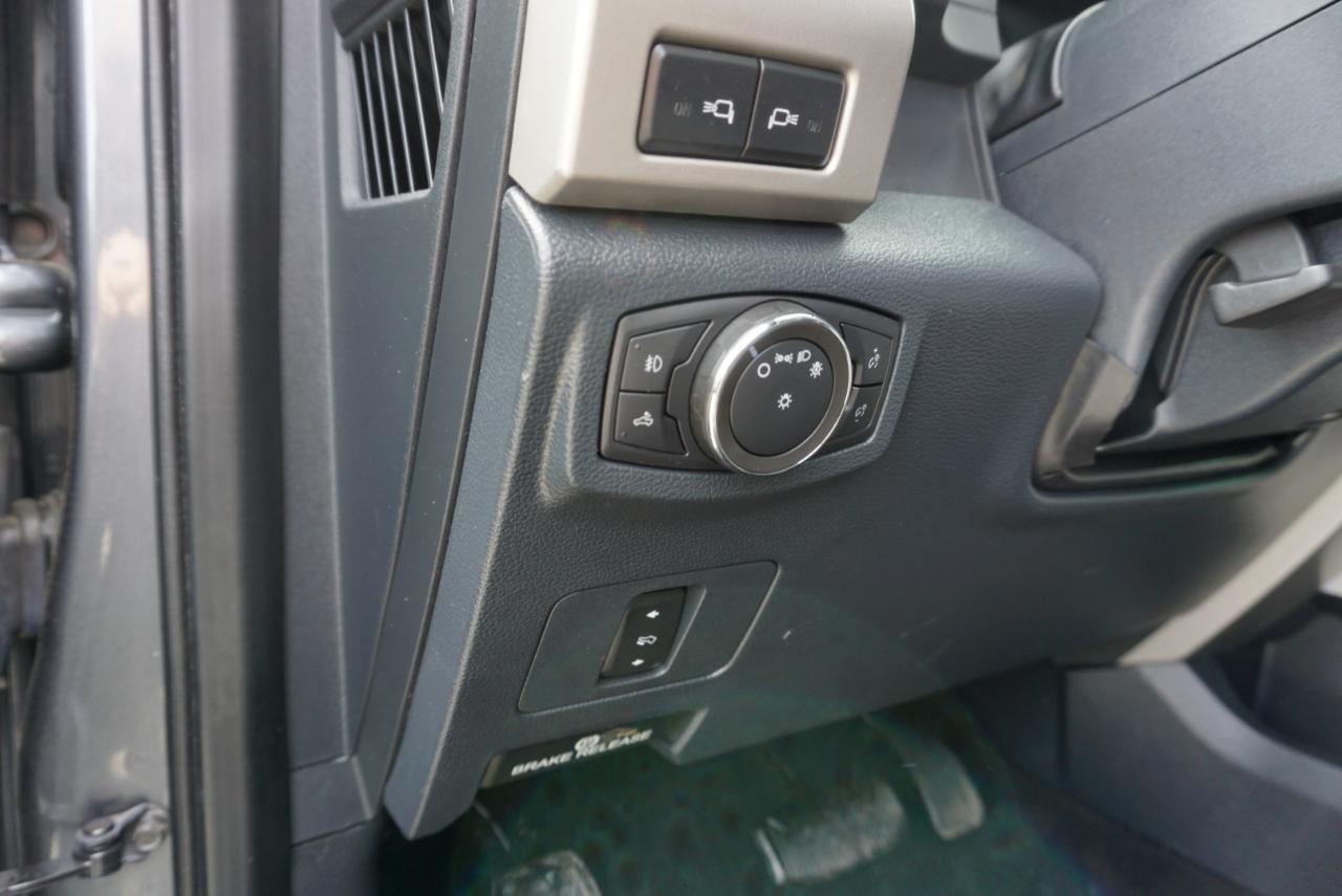 Ford Super Duty F-350 SRW  2022