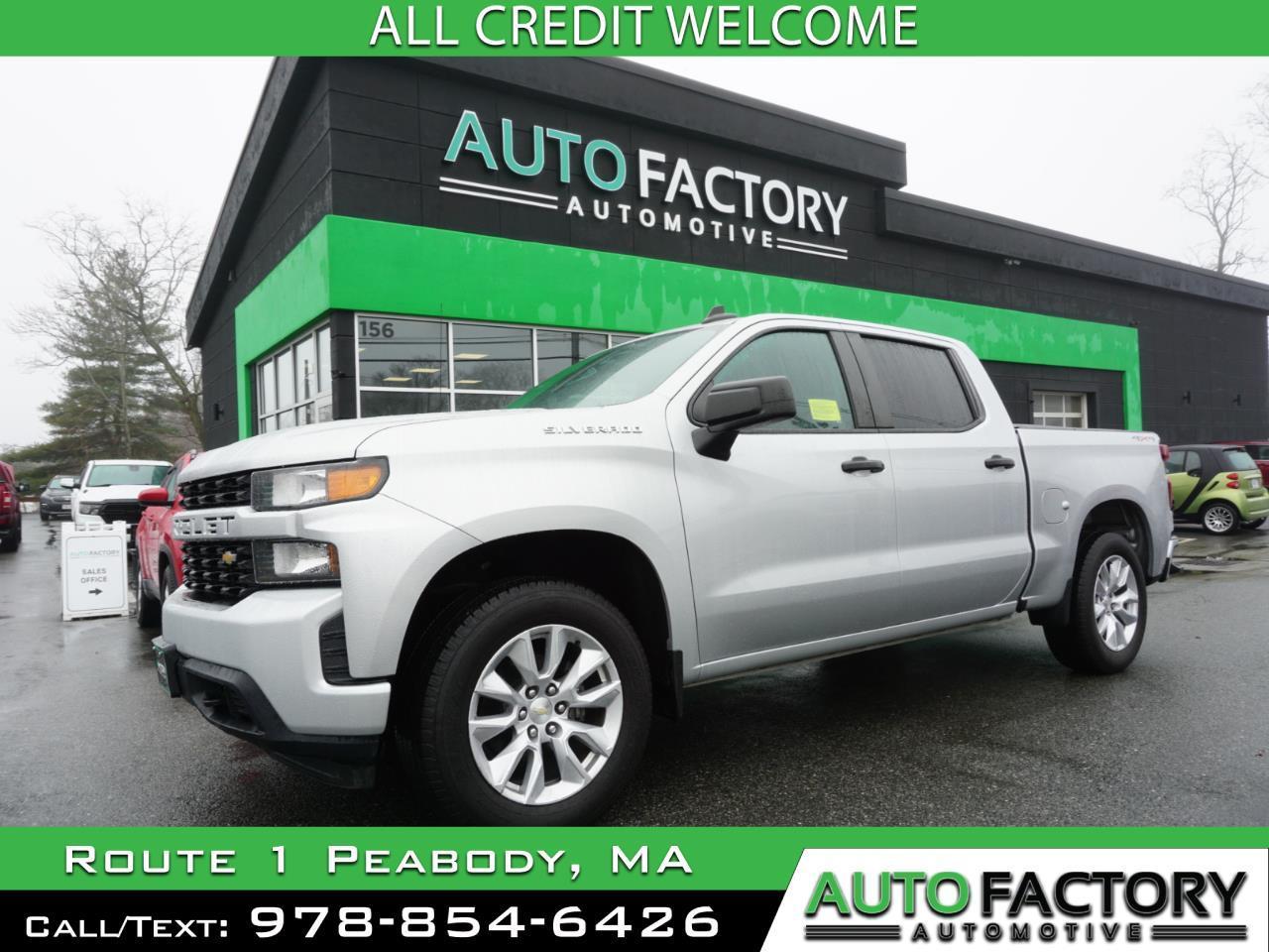 2021 Chevrolet Silverado 1500 4WD Crew Cab Custom