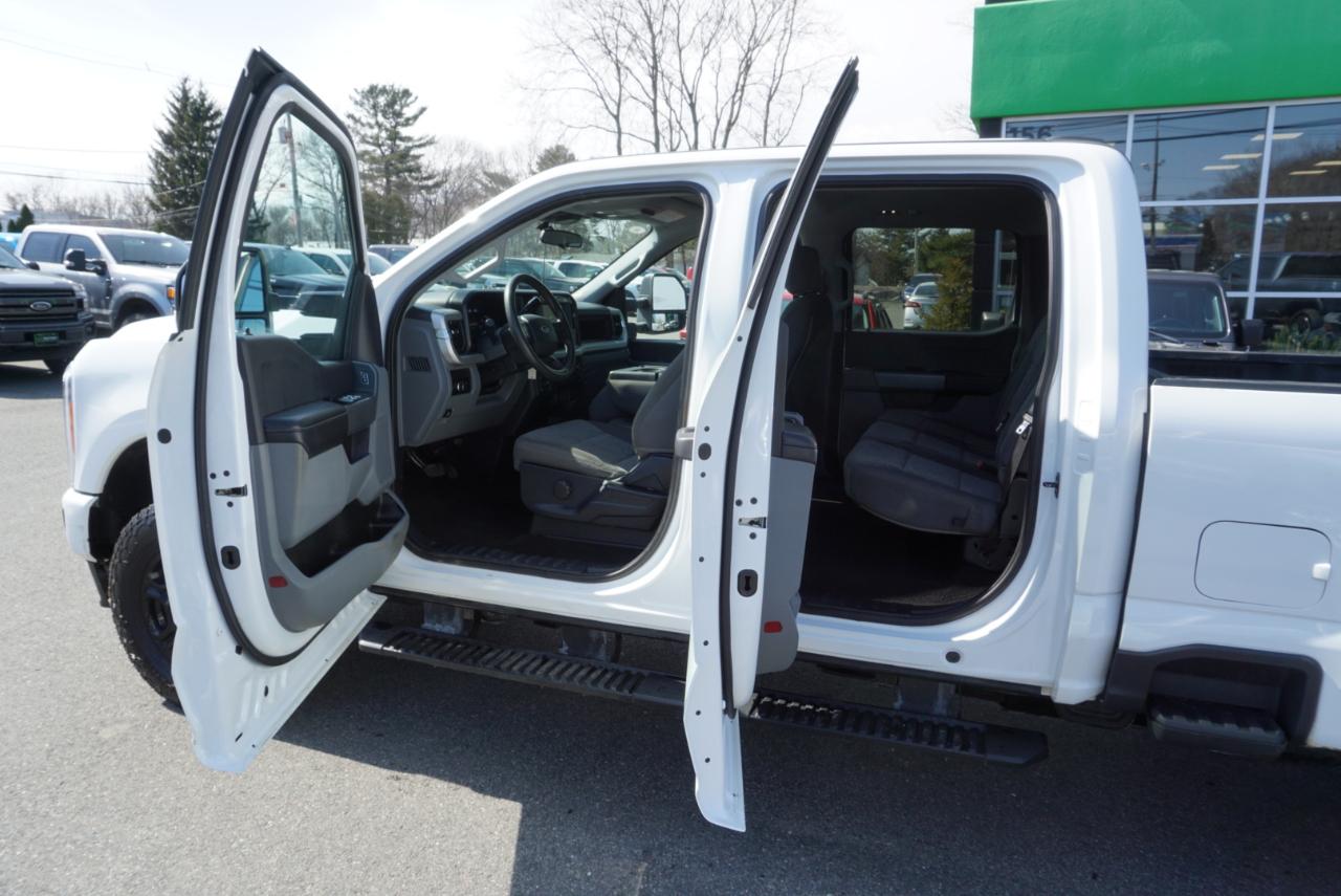 Ford Super Duty F-350 SRW  2023