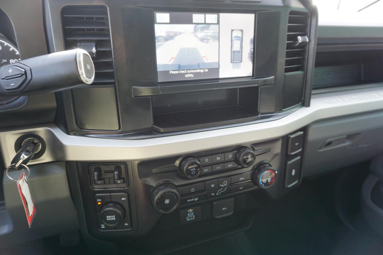 Ford Super Duty F-350 SRW  2023