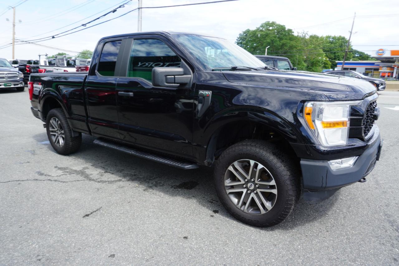 Ford F-150  2021