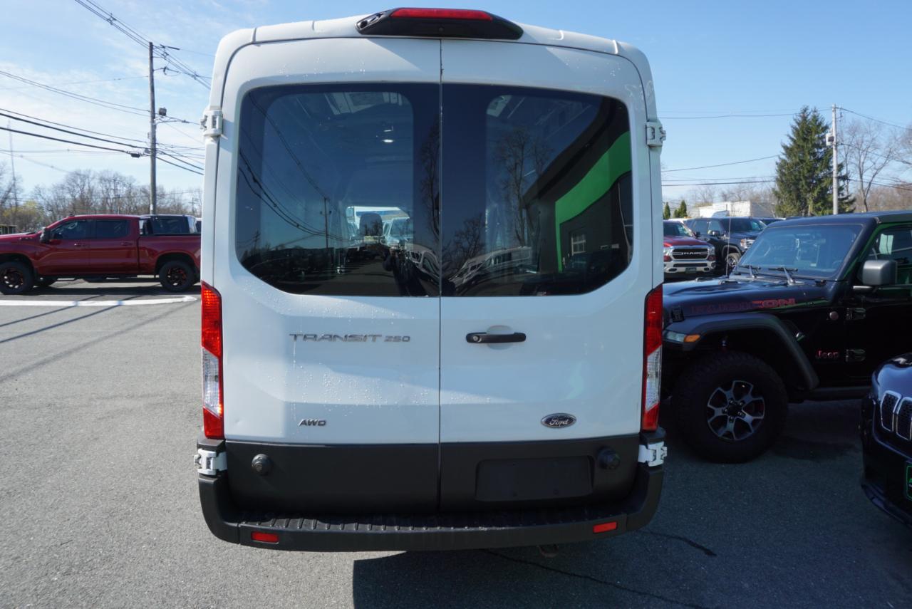 Ford Transit Cargo Van T-250 130" Med Rf 9070 GVWR AWD 2020