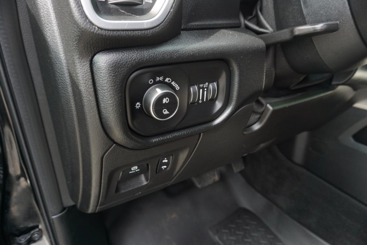 RAM 1500  2021