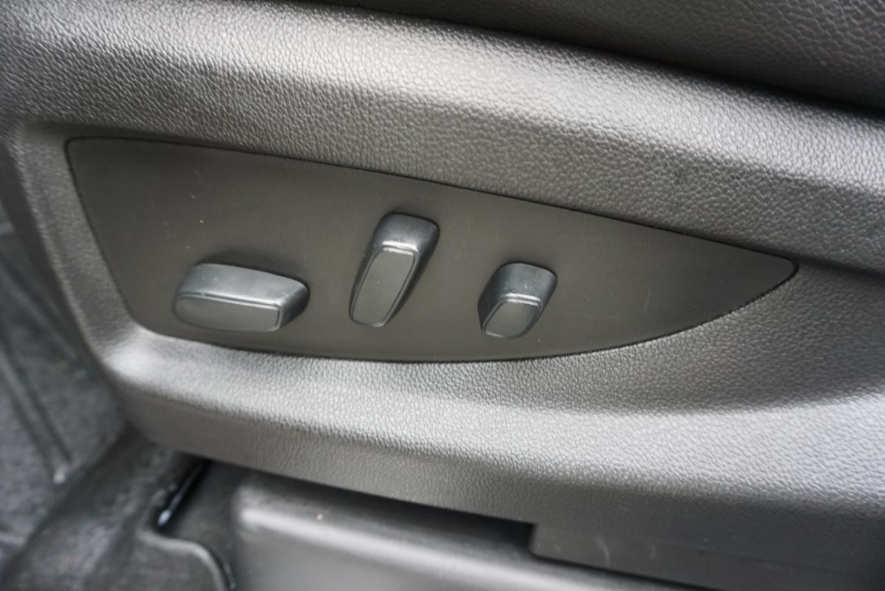 GMC Yukon XL 4WD 4dr SLT 2019