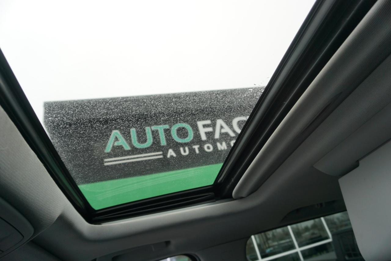 GMC Yukon XL 4WD 4dr SLT 2019