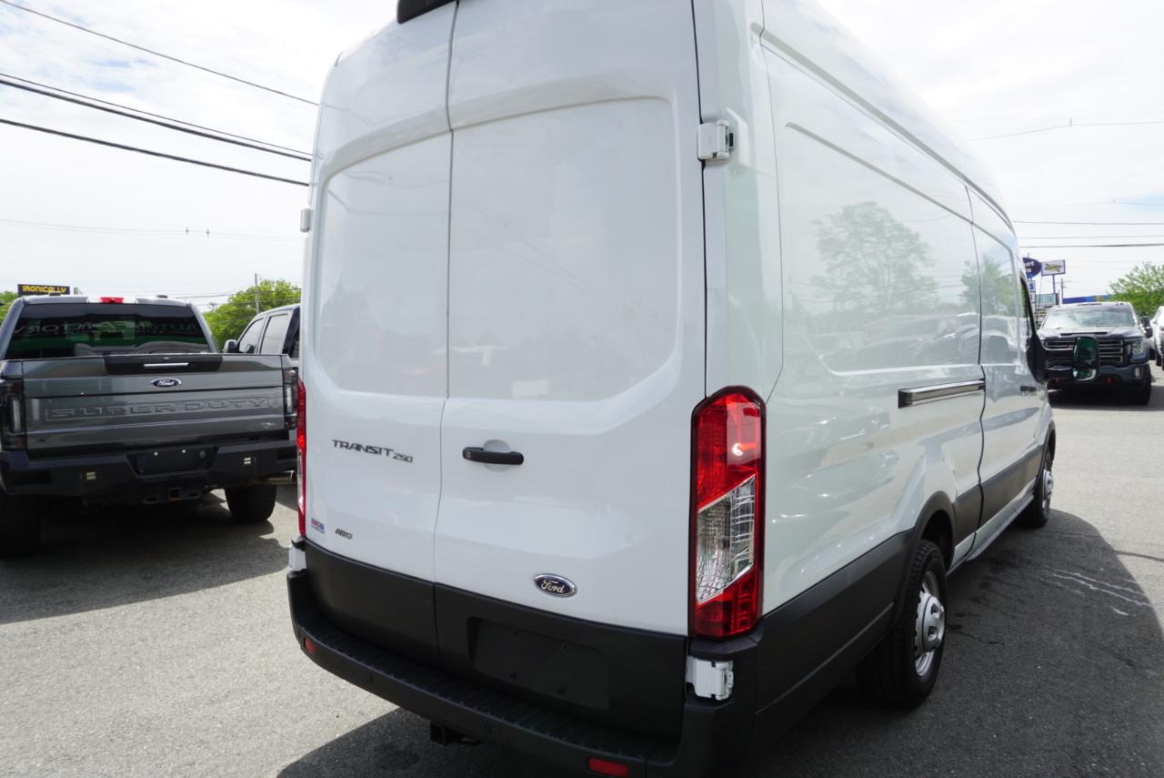 Ford Transit Cargo Van T-250 148" EL Hi Rf 9070 GVWR AWD 2022