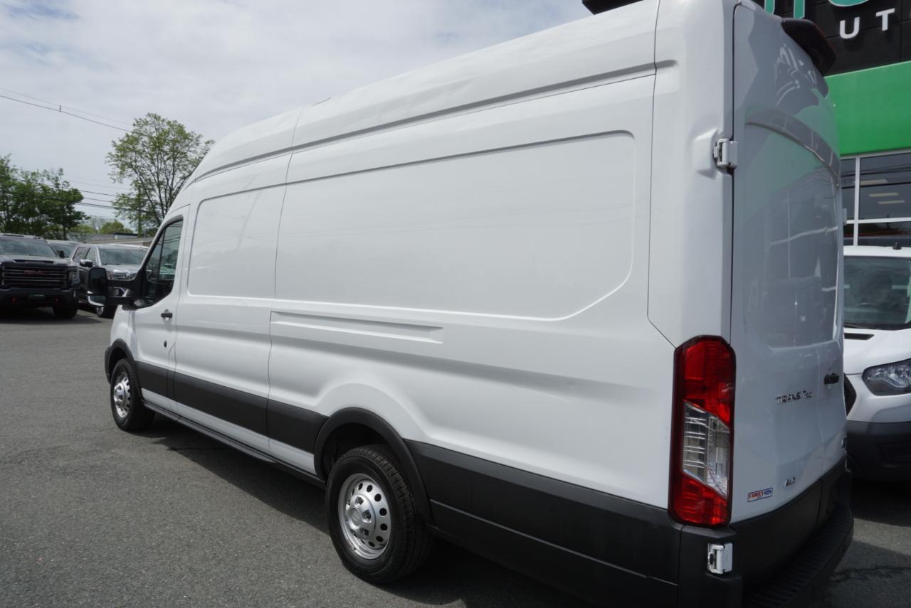 Ford Transit Cargo Van T-250 148" EL Hi Rf 9070 GVWR AWD 2022