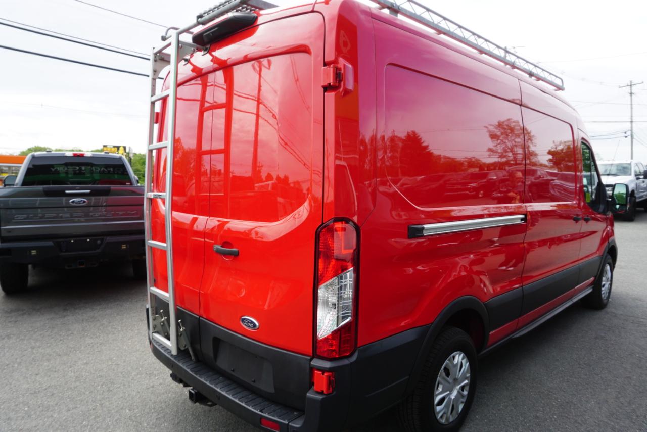 Ford Transit Cargo Van T-250 130" Med Rf 9070 GVWR RWD 2021
