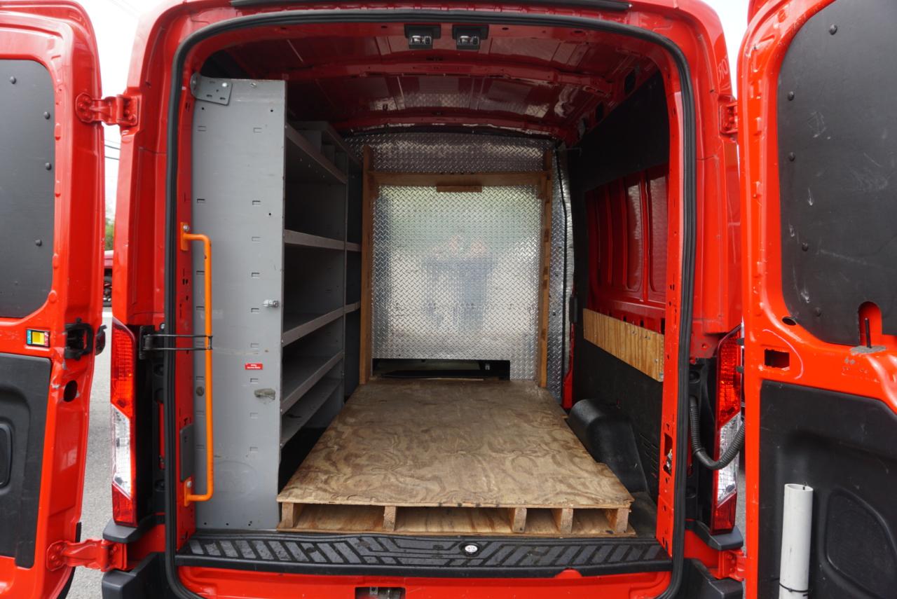 Ford Transit Cargo Van T-250 130" Med Rf 9070 GVWR RWD 2021