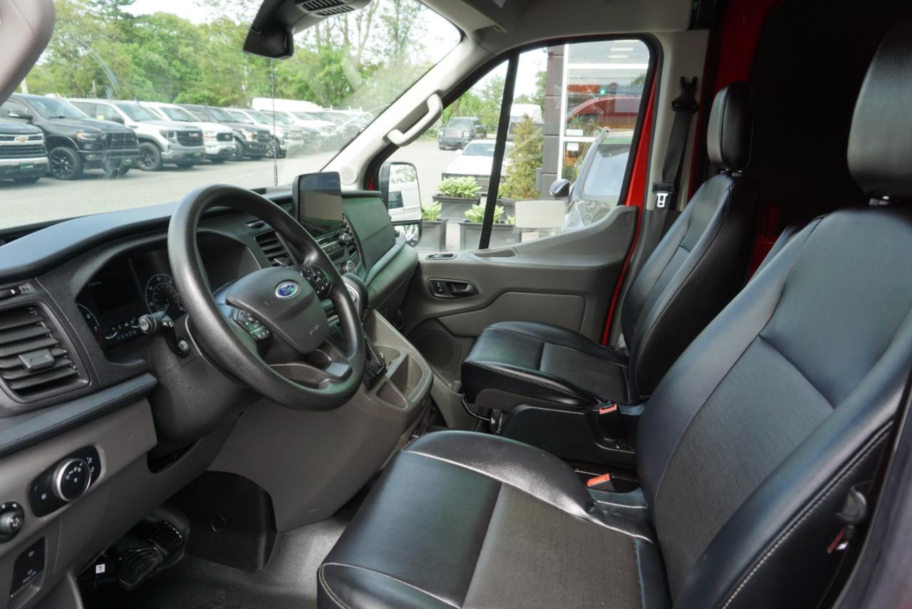 Ford Transit Cargo Van T-250 130" Med Rf 9070 GVWR RWD 2021