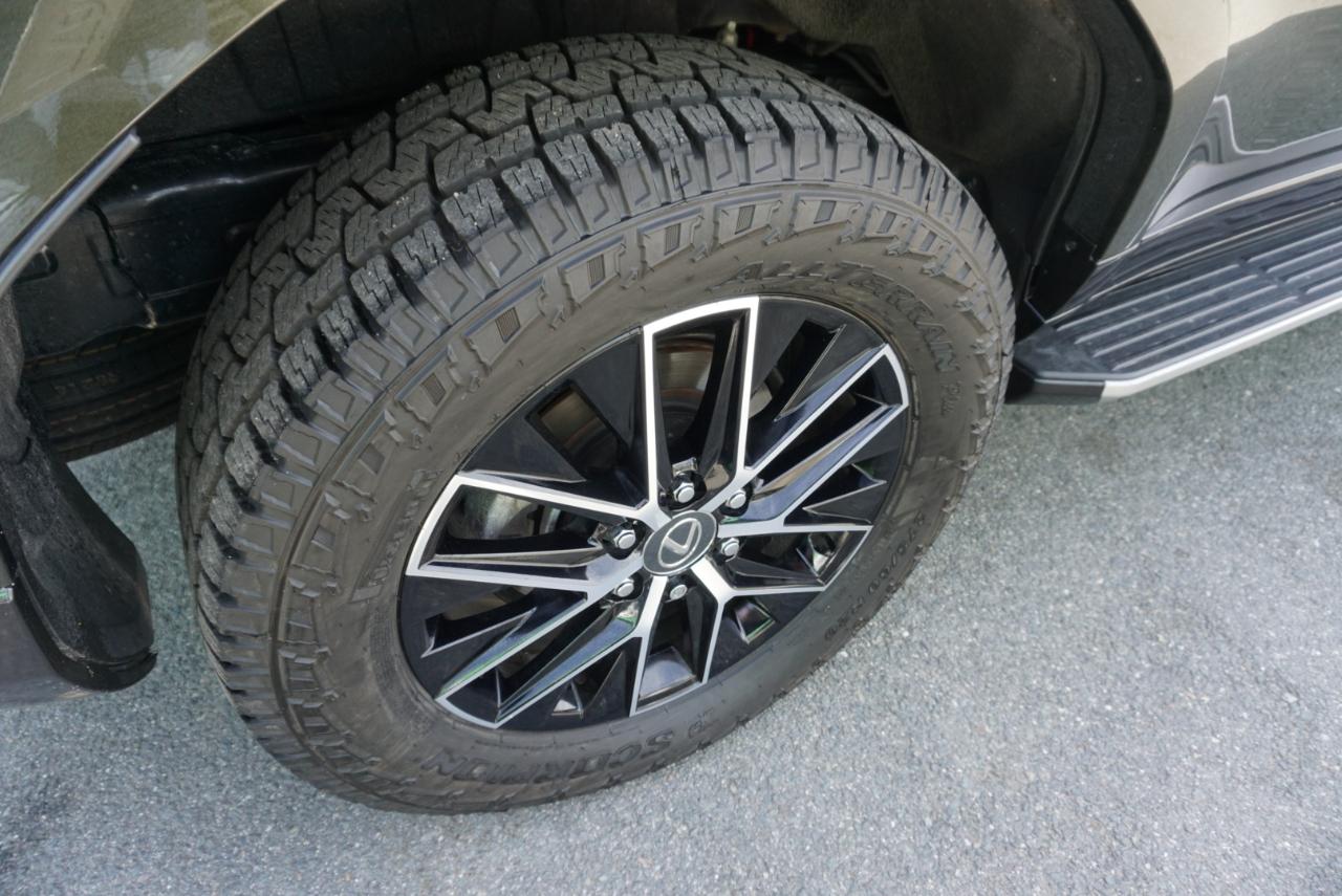 Lexus GX  2025
