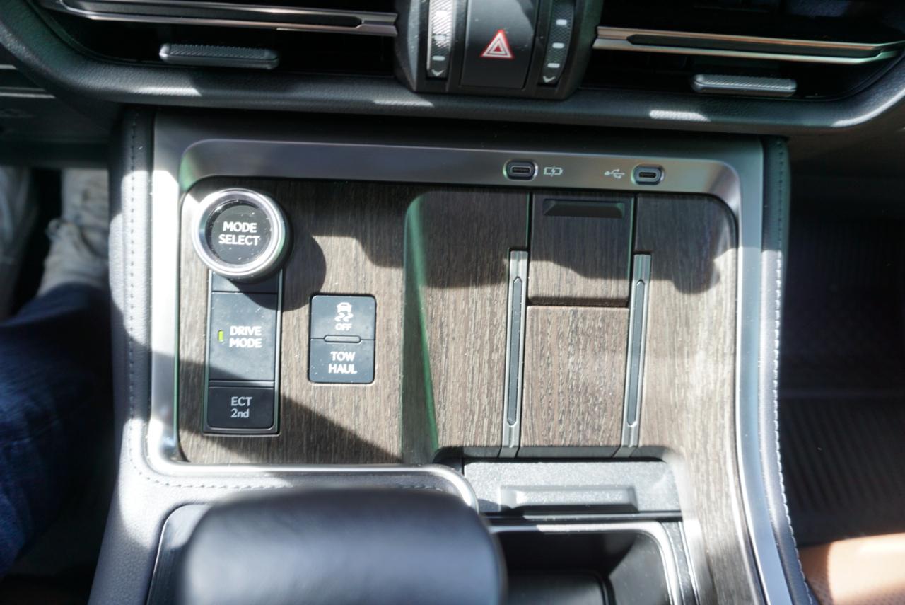 Lexus GX  2025