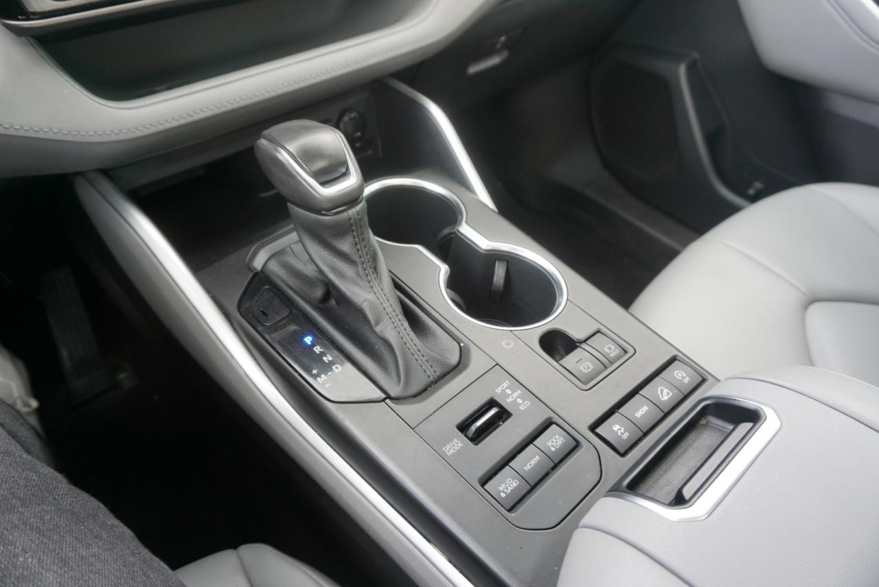 Toyota Highlander  2021