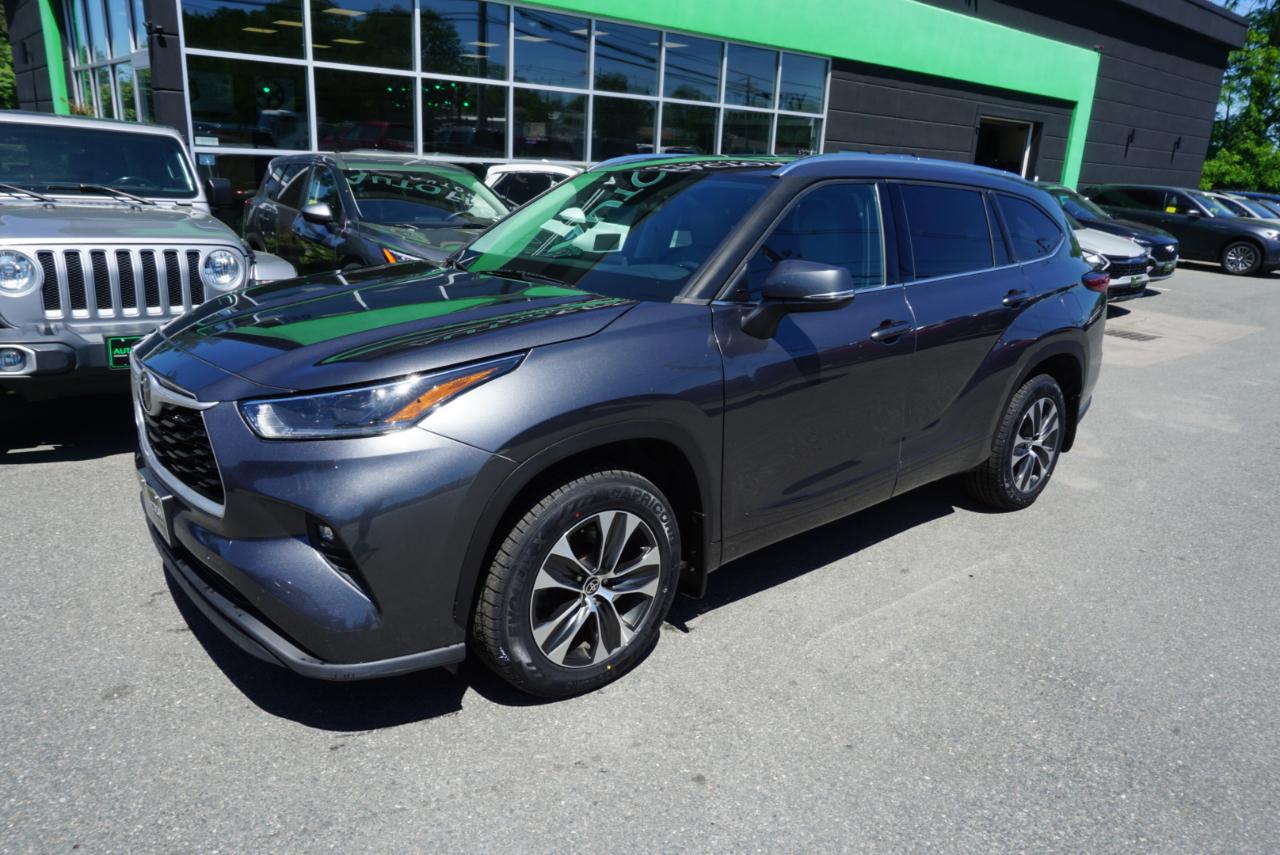 Toyota Highlander  2021
