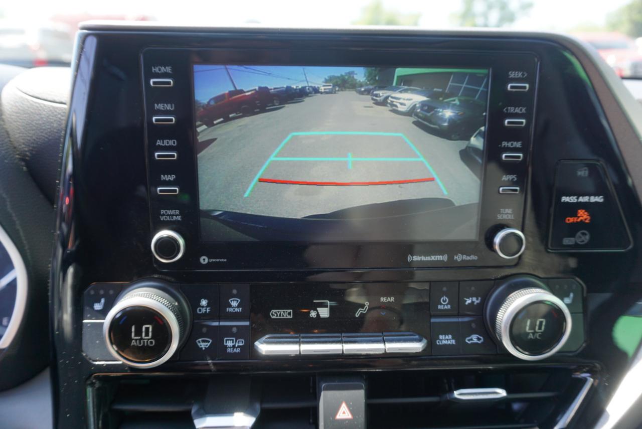 Toyota Highlander  2021
