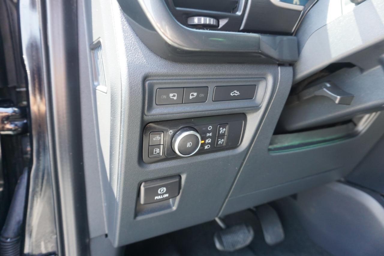 Ford F-150  2021
