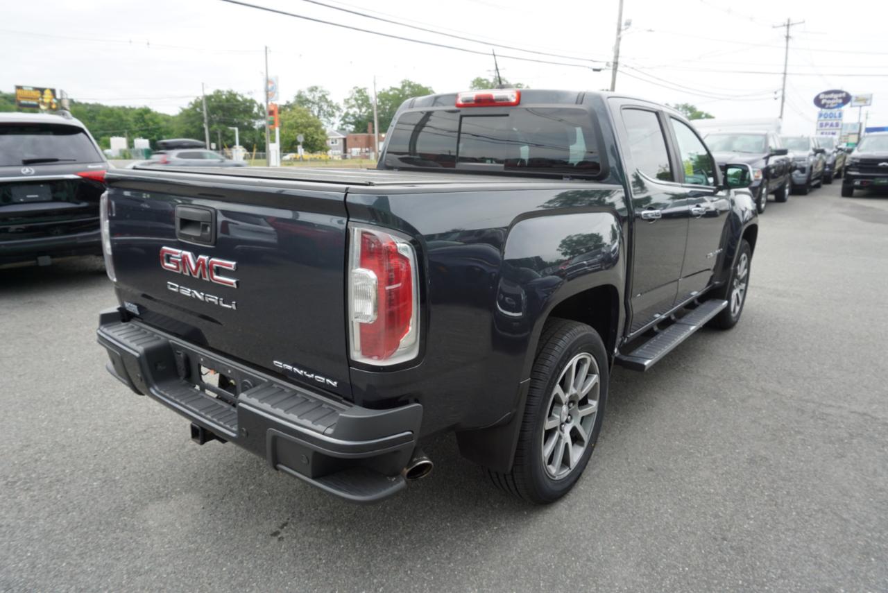 GMC Canyon 4WD Crew Cab Denali 2021