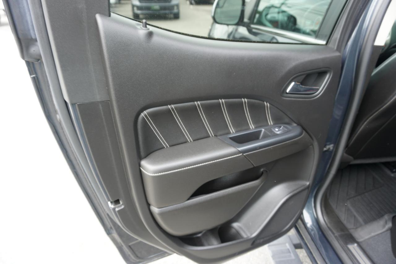 GMC Canyon 4WD Crew Cab Denali 2021