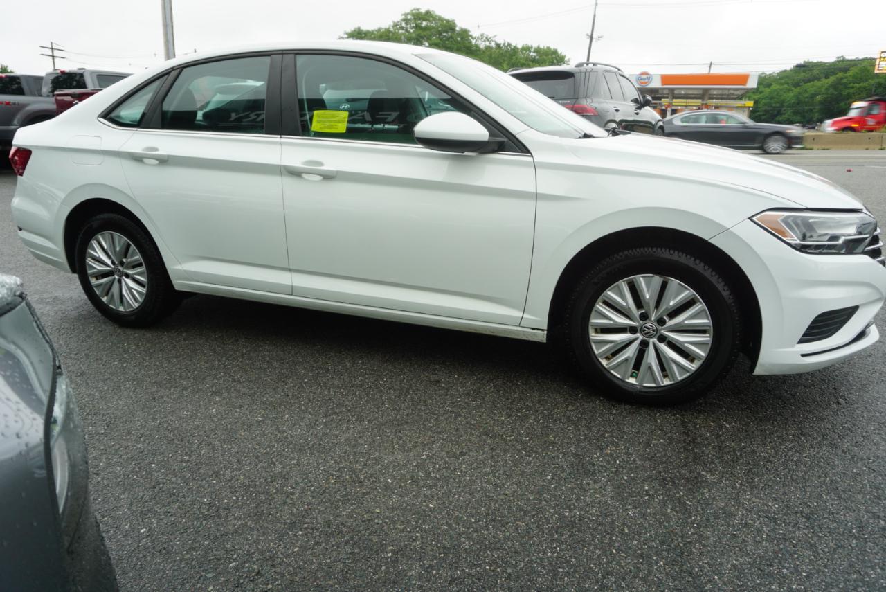 Volkswagen Jetta  2020