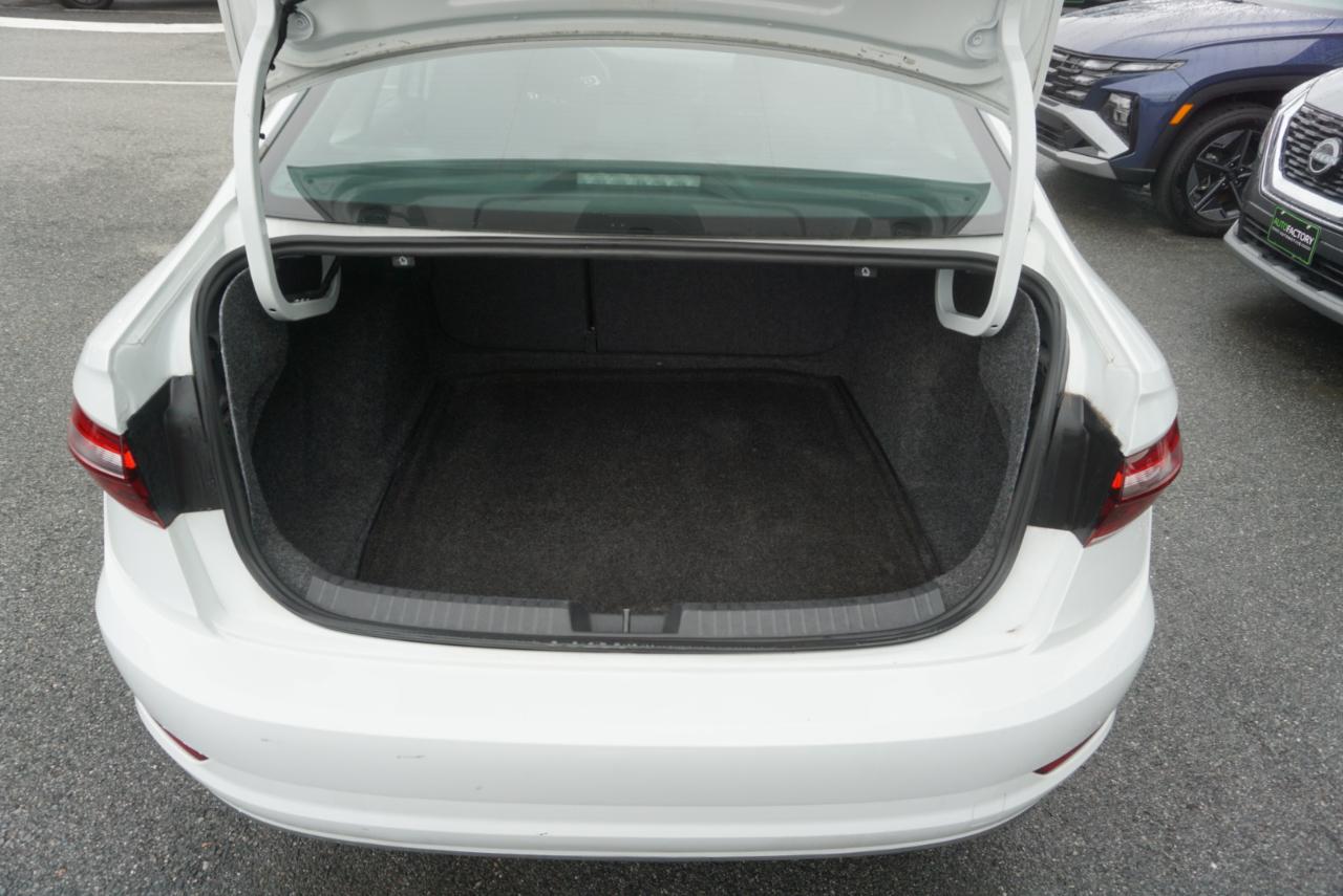 Volkswagen Jetta  2020
