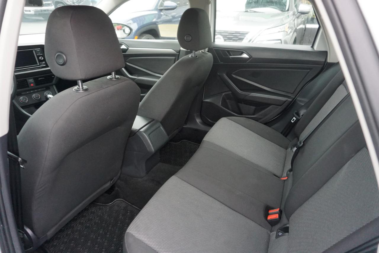Volkswagen Jetta  2020