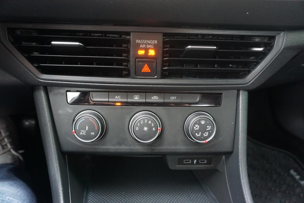 Volkswagen Jetta  2020