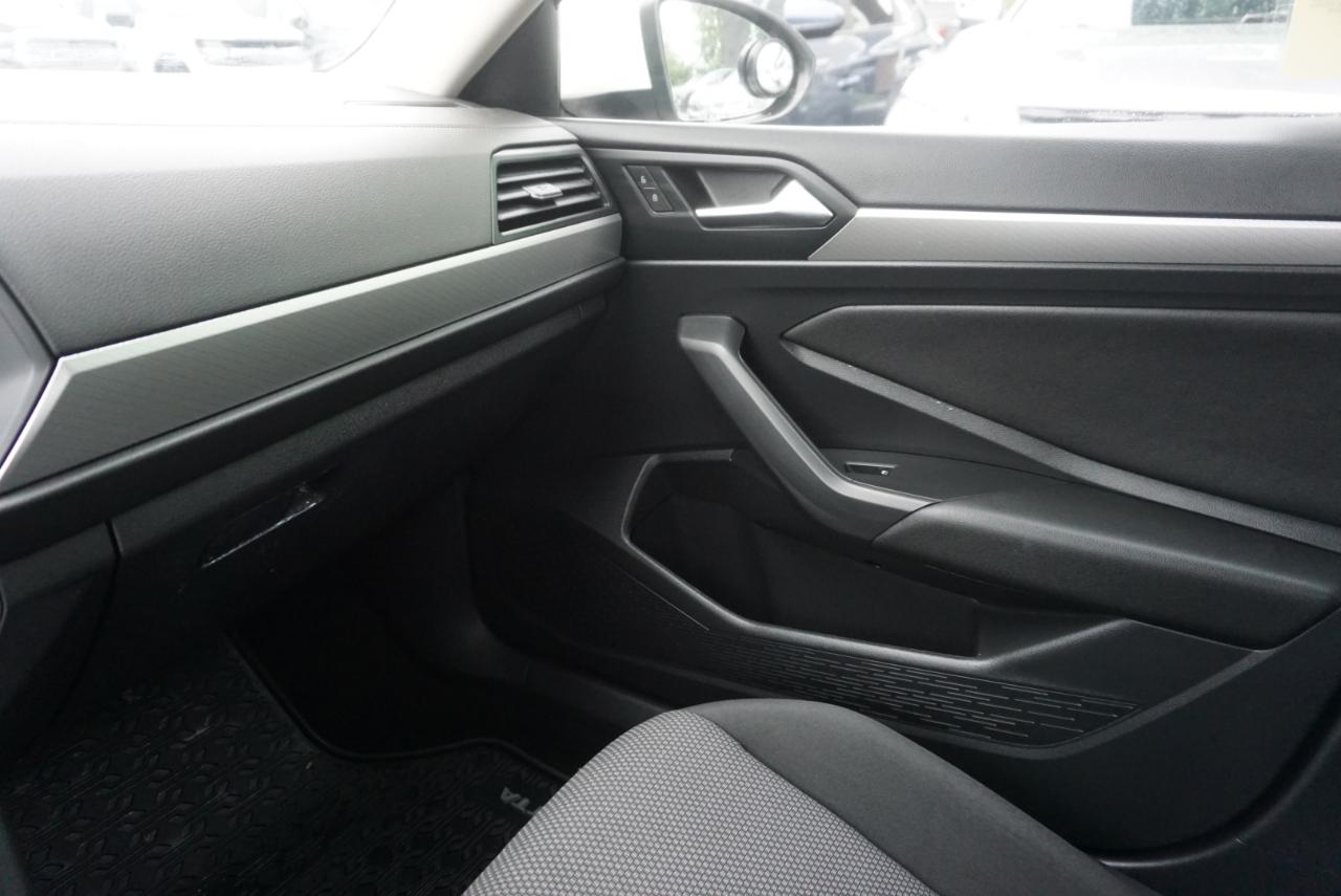 Volkswagen Jetta  2020