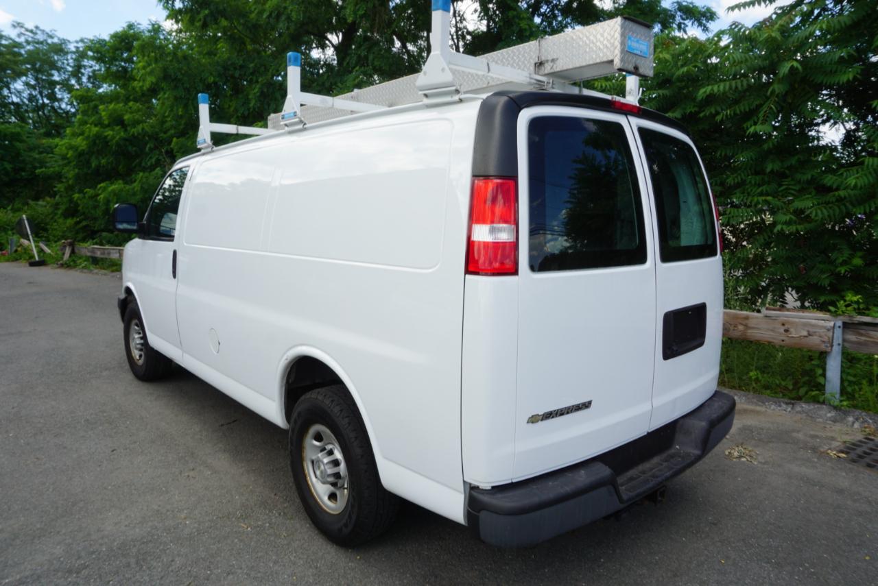 Chevrolet Express Cargo Van  2021