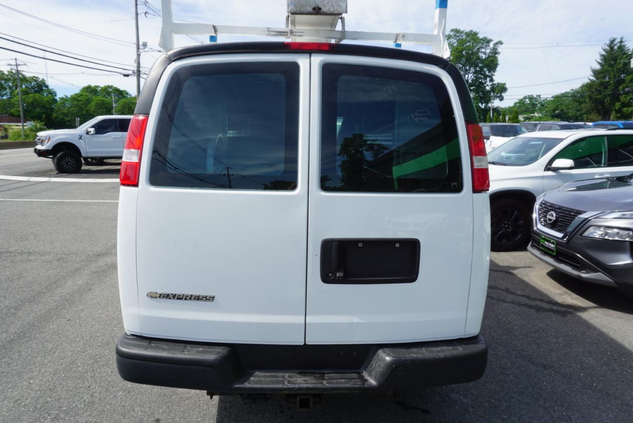 Chevrolet Express Cargo Van  2021