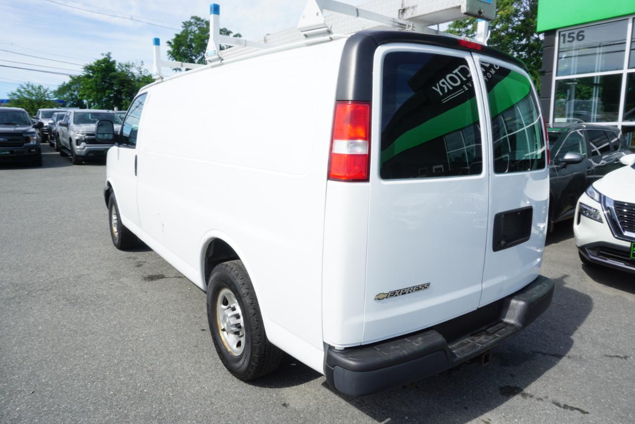 Chevrolet Express Cargo Van  2021