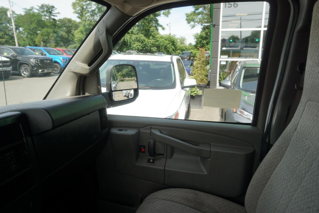 Chevrolet Express Cargo Van  2021