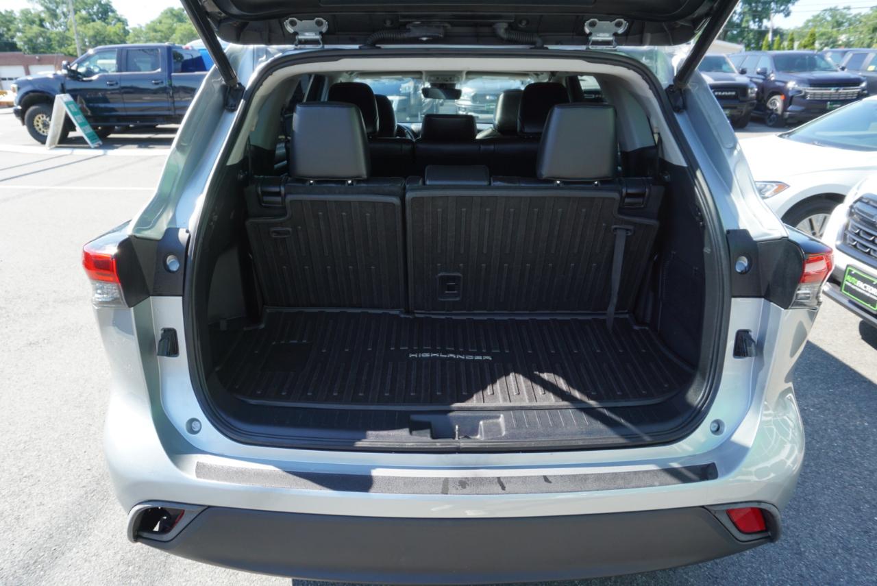 Toyota Highlander  2021